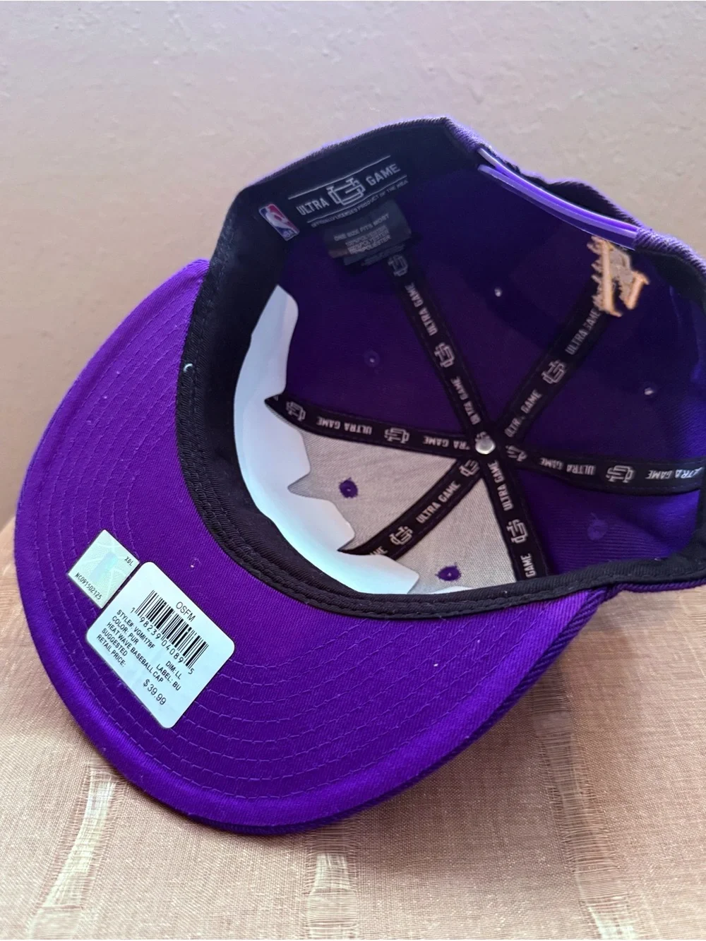 NWT Official LA Lakers SnapBack hat cap- Ultra Game Heat Wave Purple